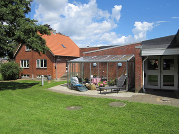 Udestuen i haven hos Ringgården